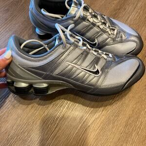 Nike SHOX  athletic shoes SZ 8.5